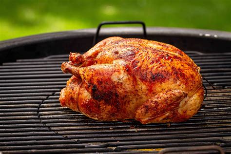 how long to cook whole chicken on weber gas grill